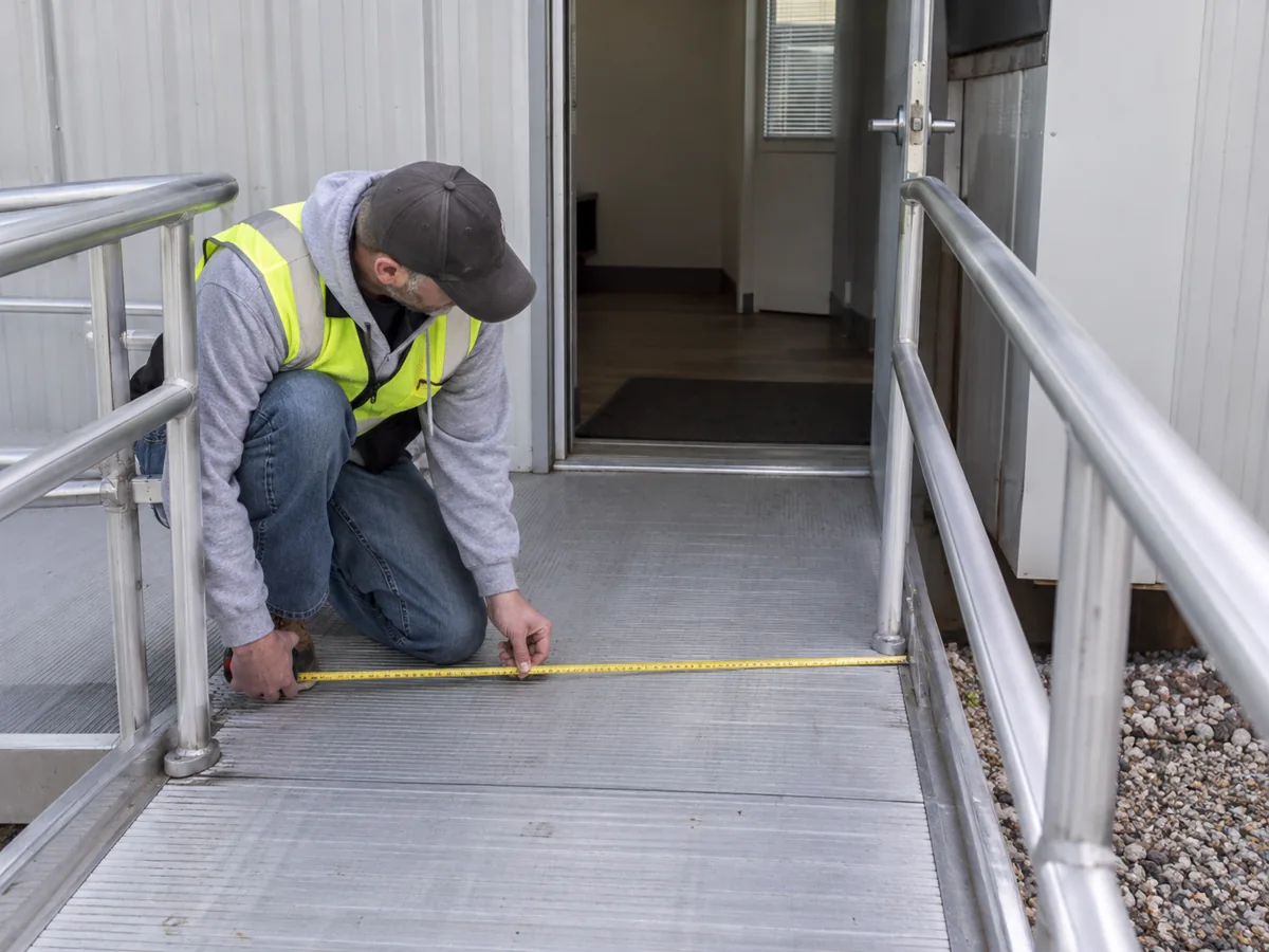 Modular office access ramp and handrail